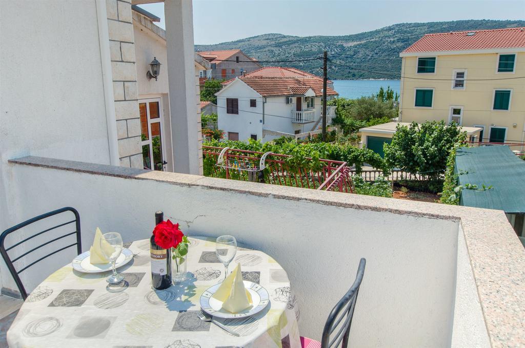 Apartments Mala Dalmacija Poljica  Buitenkant foto